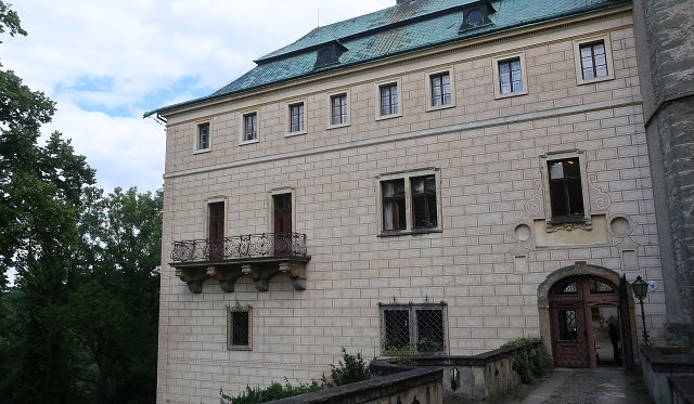 img00063.jpg