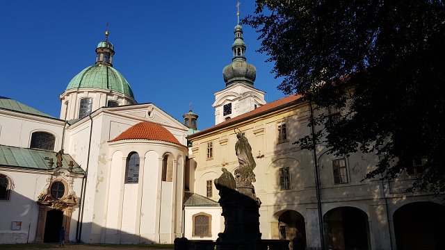 img00027.jpg