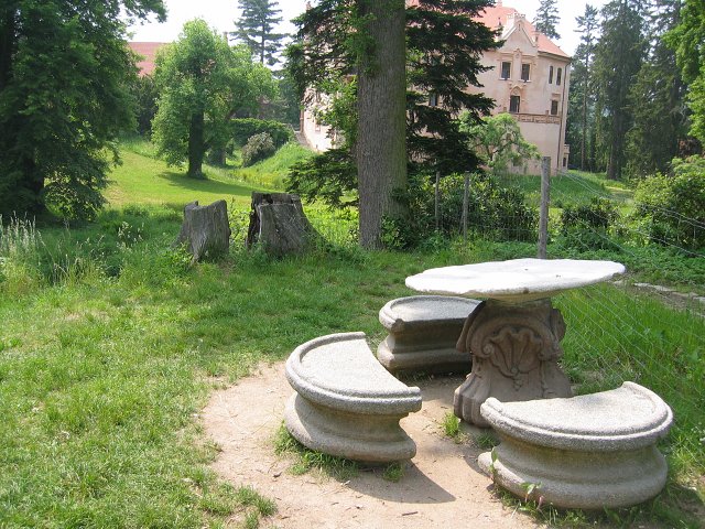 img00004.jpg