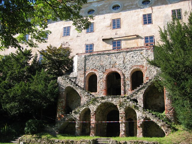 img00016.jpg