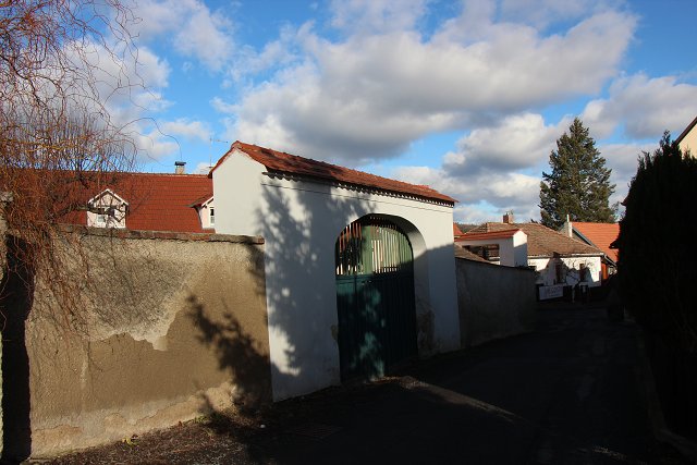 img00025.jpg