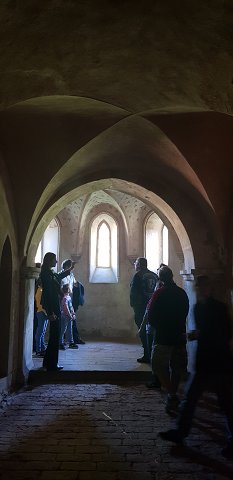 img00037.jpg