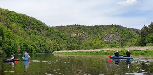 img00004.jpg