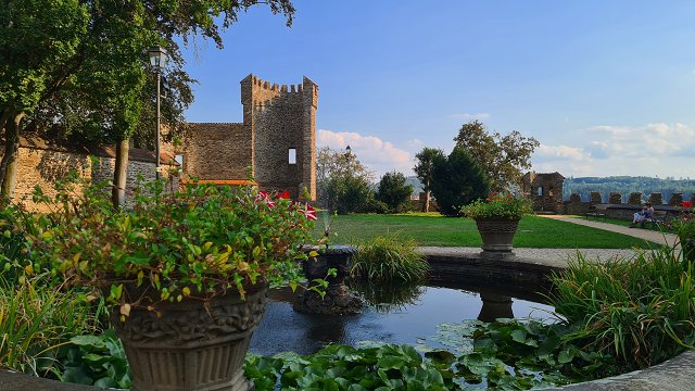img00045.jpg