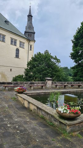 img00016.jpg