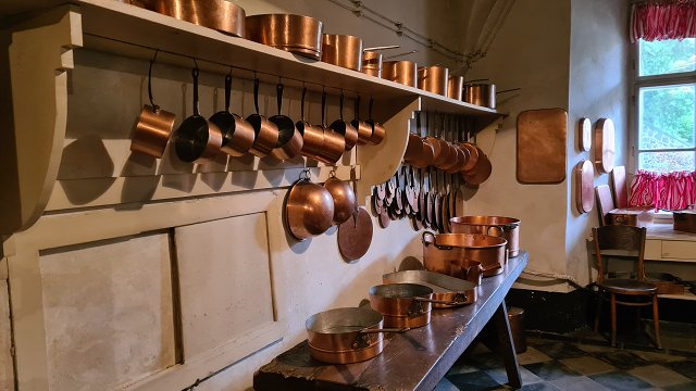 img00030.jpg