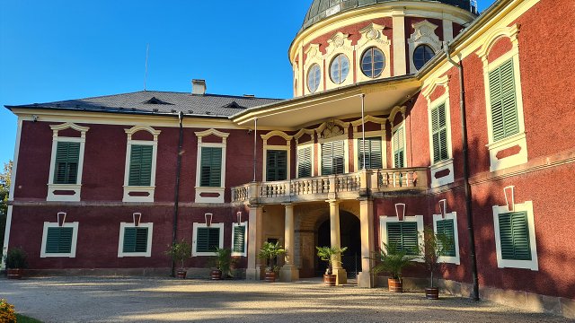 img00030.jpg