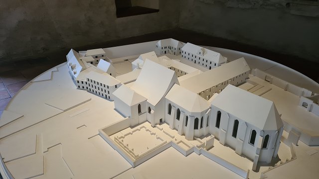 img00001.jpg
