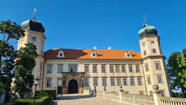 img00057.jpg