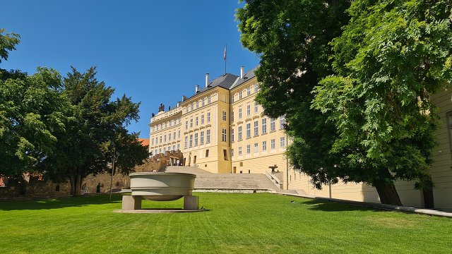 img00072.jpg