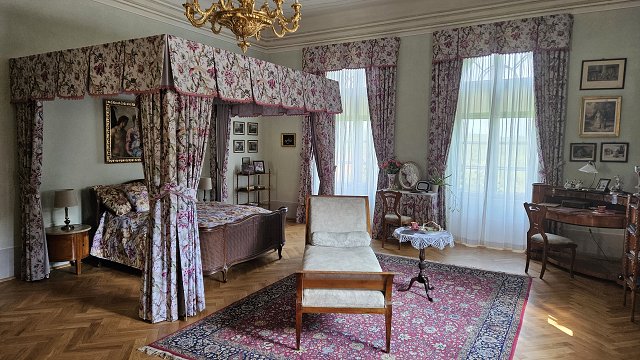 img00032.jpg